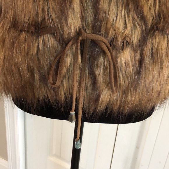 bagatelle Faux fur Vest boho - Picture 2 of 9